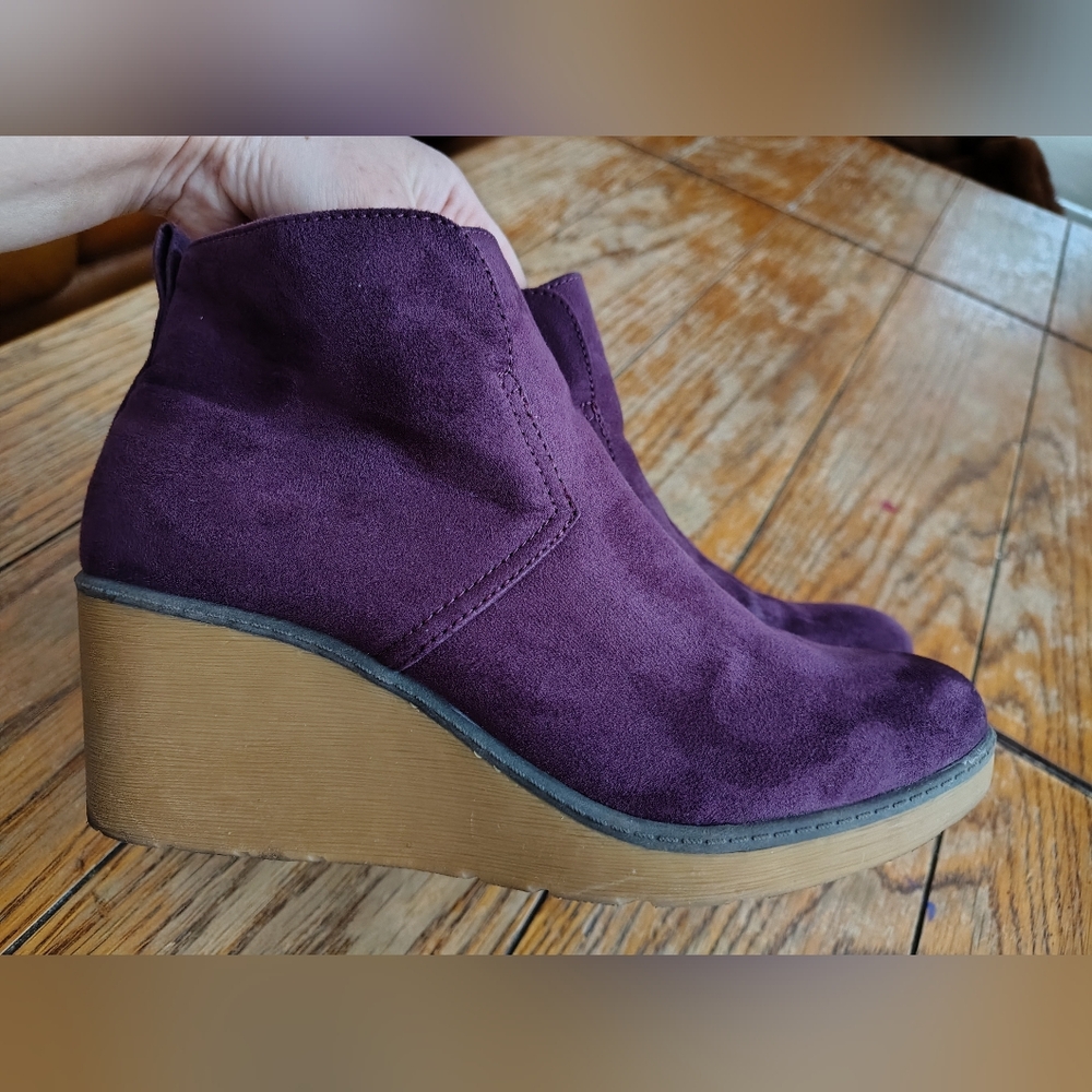 Elegant Purple Wedge Ankle Boots